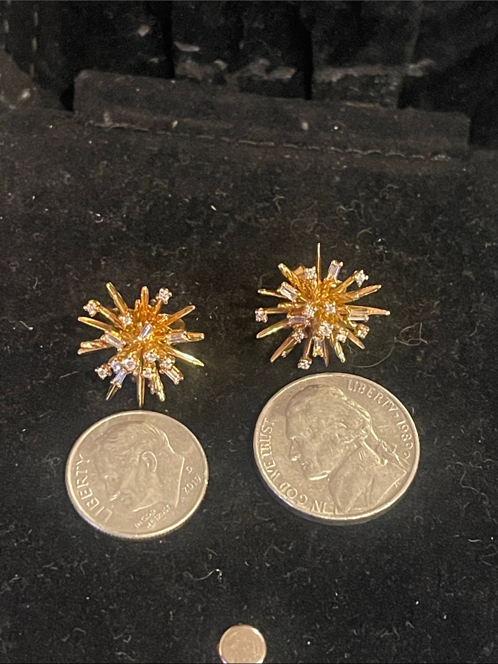 David Yurman Gold Starburst Diamond Accent Stud Earrings - Picture 4 of 5